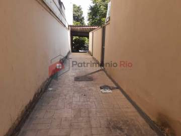 OPORTUNIDADE: Casa linear, 1 quarto com quintal de 230m² - Penha - PACA10116