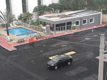 Excelente Apartamento com suite, 2 banheiros, Piscina e Salão de Festas no Bairro de Honório Gurgel! - PAAP26274