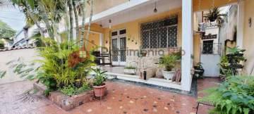 Imperdível - Casa de rua - Linear / Braz de Pina / 4 quartos / 5 vagas garagem - PACA40330