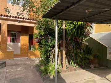 Espetacular - Financiamento / Jardim América / Casa / Duplex / 4 quartos / garagem - PACA40331