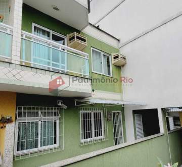 Irajá Casa reformada 02 Quartos garagem coberta aceitando financiamento! - PACN20224