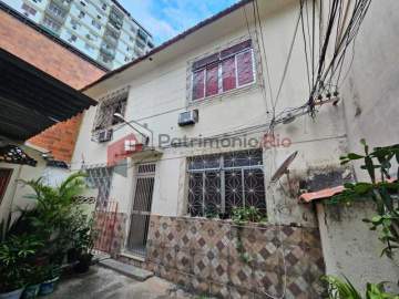 Apartamento um quarto amplo, sem condomínio - próximo de todo comércio - PAAP10724
