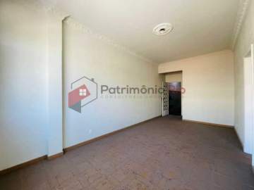 Apartamento com três quartos em Olaria - PAAP31617