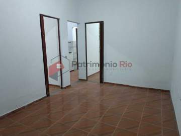 Apartamento tipo casa de vila, dois quartos, sem condomínio, desocupada - PAAP26527