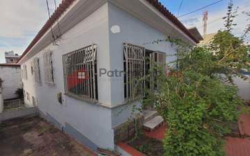 Vila da Penha Bicão Casa Linear com quintal três quartos sendo um suíte aceitando finanicamento! - PACA40339