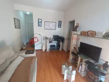 Excelente apartamento no melhor ponto da Vila da Penha - PAAP26541
