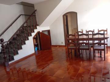 Higienópolis / casa rua / quatro quartos / suíte / frente - PACA40343