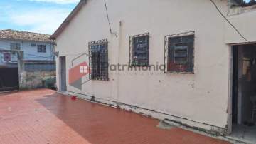 Casa linear 3 quartos - quintalzão - Vista Alegre - PACA30866