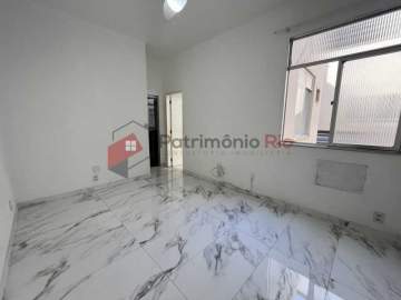 Sala quarto todo reformado ao lado do Shopping Carioca - PAAP10737
