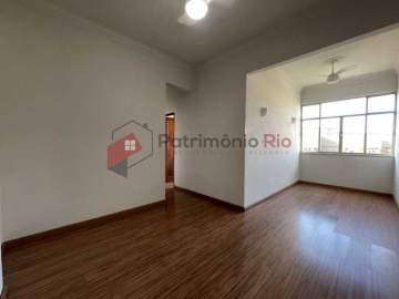 Ótima localização - Apartamento / Olaria / 2 quartos / vaga de garagem - PAAP26694