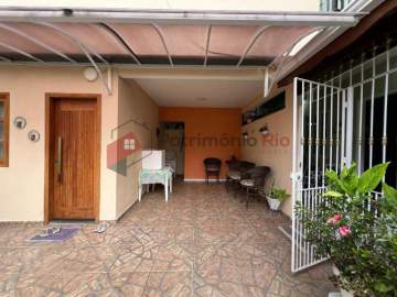 Casa 04 quartos sendo 01 suíte - 2 vagas de garagem - Aceitando Financiamento! - PACA40351