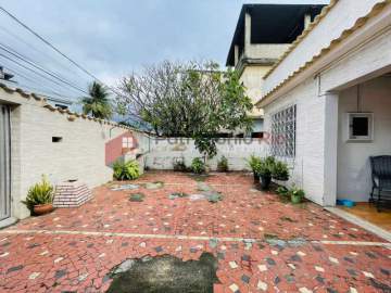 Casa linear frente de rua 2 quartos - Irajá - PACN30133