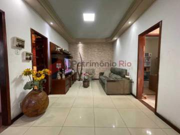 Aceita Financiamento - Tipo casa com 4 quartos, terraço e vaga de garagem - PAAP40068