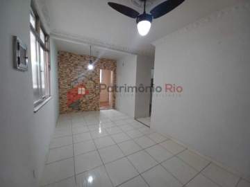Apartamento em Guadalupe a venda com 2 quartos e varanda - PAAP26770