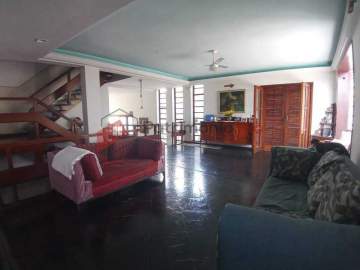 Espetacular - Casa à venda 509m², 4 quartos, 3 suítes, 4 vagas de garagem, piscina, salão de jogos - na Vila da Penha - PACA40356