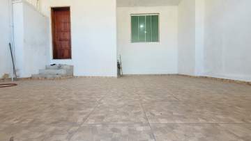 Casa linear com quintal frontal e fundos 02 quartos - terraço - Aceitando Financiamento! - PACA20893 Casa linear com quintal frontal e fundos 02 quartos - terraço - Aceitando Financiamento! - PACA20893