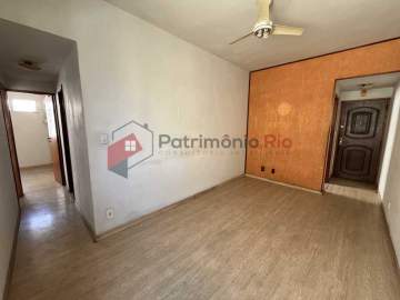 Imperdível - Apartamento com 2 quartos, dependência completa e 1 vaga de garagem - PAAP26813