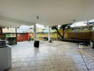 Condução Fácil - Casa linear com 2 quartos, quintal e vaga de garagem - Jardim América - PACA20898