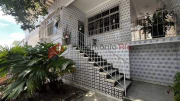 Ótima localização - Casa linear, 3 quartos, 100m² - Vista Alegre - PACA30896