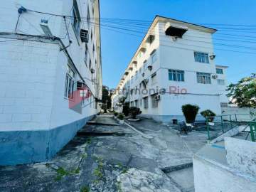 Exclusividade - Apartamento com 3 quartos à venda em Vista Alegre - PAAP31697