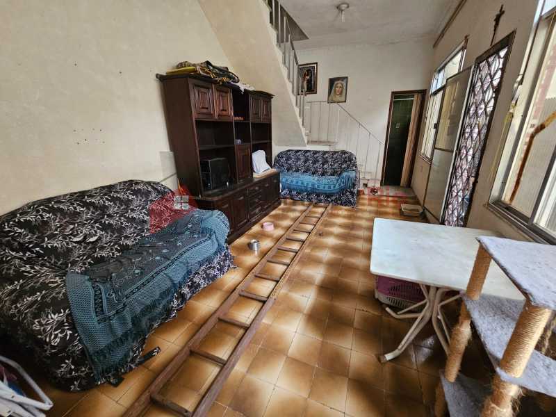 WhatsApp Image 2025-10-14 at 1 - 21