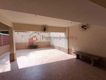 Aceita Financiamento - Apartamento a venda em Bento Ribeiro com 2 quartos - Junto ao Colégio Santa Mônica - PAAP26880