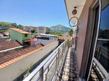 Aceita Financiamento - Apartamento 2 quartos com dependência completa, vaga de garagem - Praça Seca - PAAP26884