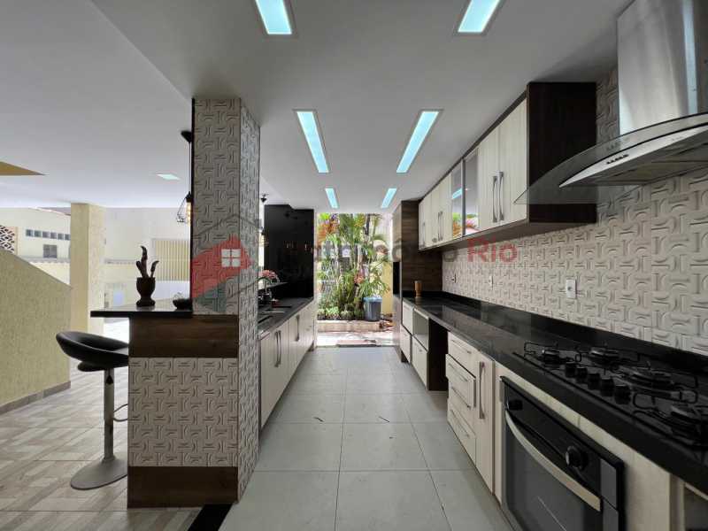 Conheça 8726fc9f-511a-445e-9546-69c525 do imóvel - Vila da Penha Cetel 4 quartos 01 suíte 01 escritório piscina churrasqueira - Aceitando Financiamento! - PACA40367 - 3 8726fc9f-511a-445e-9546-69c525 - 3