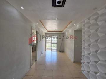 Imperdível - Apartamento à venda na Vila da Penha com 3 quartos, varanda, 1 vaga de garagem, condomínio com total infraestrutura - PAAP31717