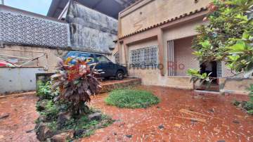 Ótima localização - Casa Vista Alegre - Bairro SACIL - 3 vagas de garagem quintal piscina - PACN10005