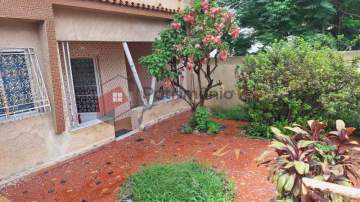 Ótima localização - Casa Vista Alegre - Bairro SACIL - 3 vagas de garagem quintal piscina - PACN10005
