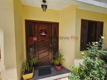 Imperdível - Casa de condomínio duplex - 2 quartos - vaga de garagem - aceita Pet - PACN20247