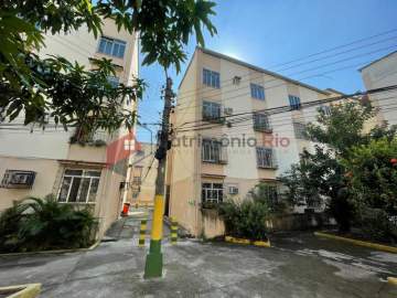 Aceita Financiamento - Apartamento 2 quartos - térreo em Irajá - PAAP27051