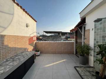 Ótima localização - Casa Duplex em Condomínio | 2 Quartos | Terraço com Chuveirão | Vaga | Irajá - PACN20250