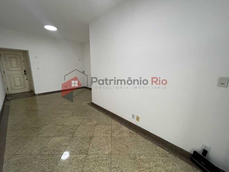 Conheça IMG_6452. do imóvel - Apartamento reformado - 2 quartos - vrandão e 1 vaga de garagem - na Penha - PAAP27077 - 4 IMG_6452. - 4