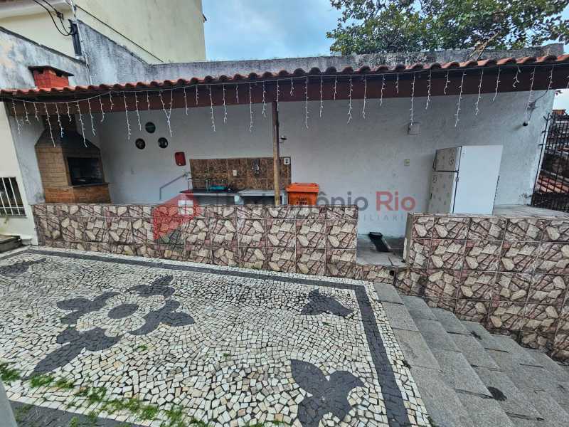 Conheça WhatsApp Image 2026-06-08 at 1 do imóvel - Casa de vila 2 quartos com terraço - PACV20221 - 25 WhatsApp Image 2026-06-08 at 1 - 25