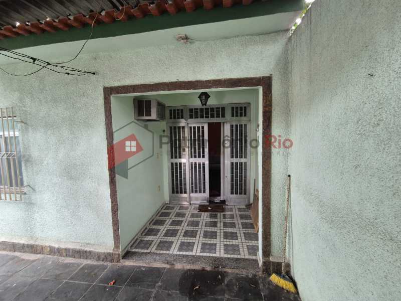 Conheça 5. do imóvel - Bom apartamento tipo casa - 3 quartos, sendo 1 suite com vaga de garagem - Bairro de Colégio - PAAP31747 - 4 5. - 4
