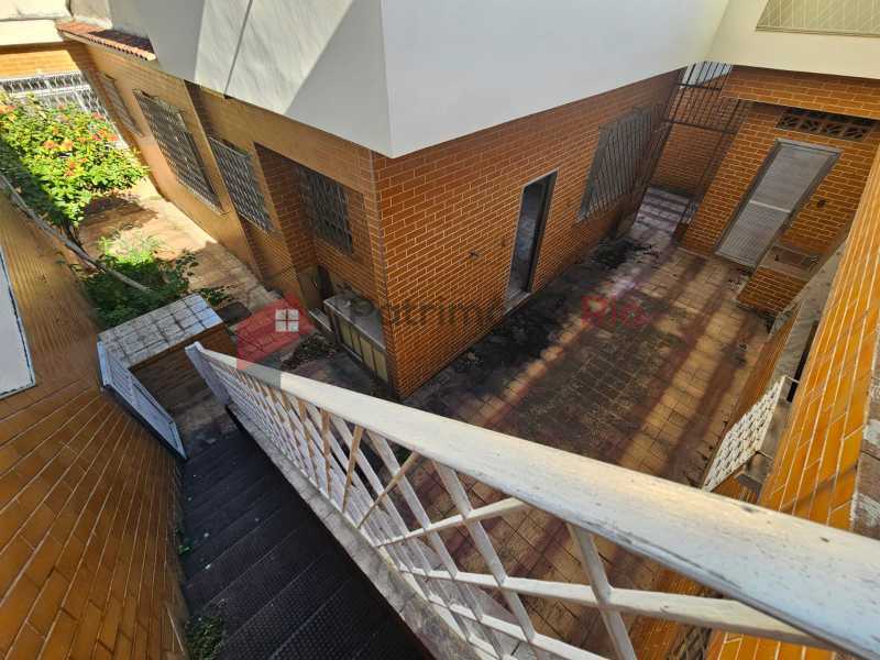 Conheça WhatsApp Image 2026-07-03 at 1 do imóvel - Excelente casa 4 quartos com 6 vagas de garagem e anexo - em Vila da Penha - PACA40381 - 25 WhatsApp Image 2026-07-03 at 1 - 25