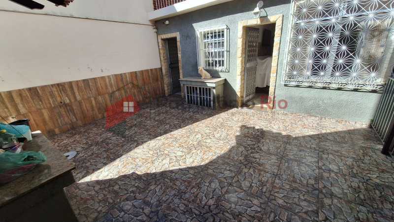 Conheça WhatsApp Image 2026-07-22 at 1 do imóvel - Casa 4 quartos - varanda - dependência empregada - vaga de garagem - Vista Alegre - PACA40385 - 23 WhatsApp Image 2026-07-22 at 1 - 23