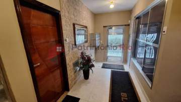 Aceita Financiamento - Apartamento 3 quartos - 1 lance de escada - Água Grande 1525 - Vista Alegre - PAAP31759