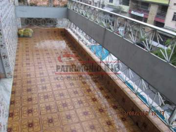 Espetacular Casa Triplex com Terraço, 3qtos, vagas de garagem, Quintal - Braz de Pina - VR30179