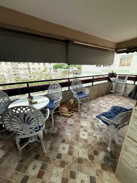 PHOTO-2025-11-04-18-20-39 3 - 19