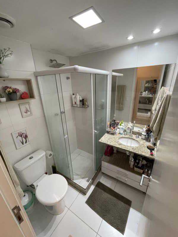 Conheça BANHEIRO SUÍTE do imóvel - Apartamento 3 quartos para venda e aluguel Freguesia (Jacarepaguá), Rio de Janeiro - R$ 500.000 - PEAP30162 - 15 BANHEIRO SUÍTE - 15