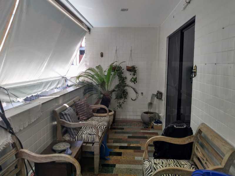 PHOTO-2025-12-01-16-48-26 3 - 5