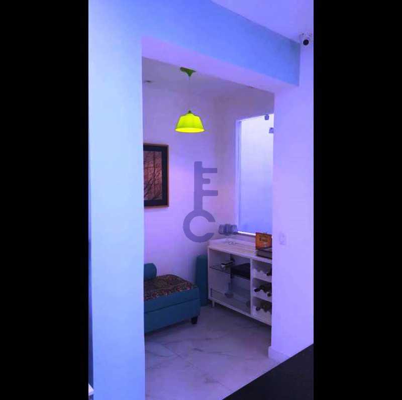 Conheça Slide5 do imóvel - 3 Quartos Modernizado Metro Uruguai - EC3882 - 5 Slide5 - 5