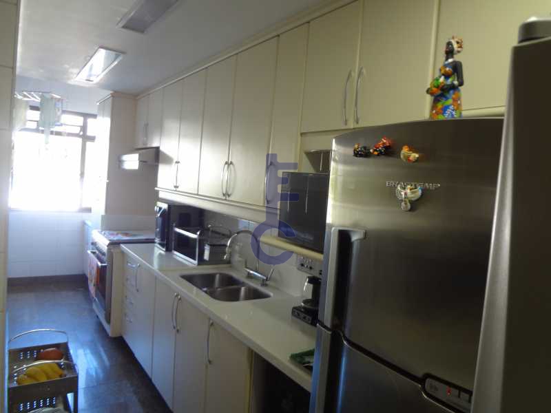 Conheça 19 do imóvel - 4 Quartos Infra Total Luxo - EC4185 - 16 19 - 16