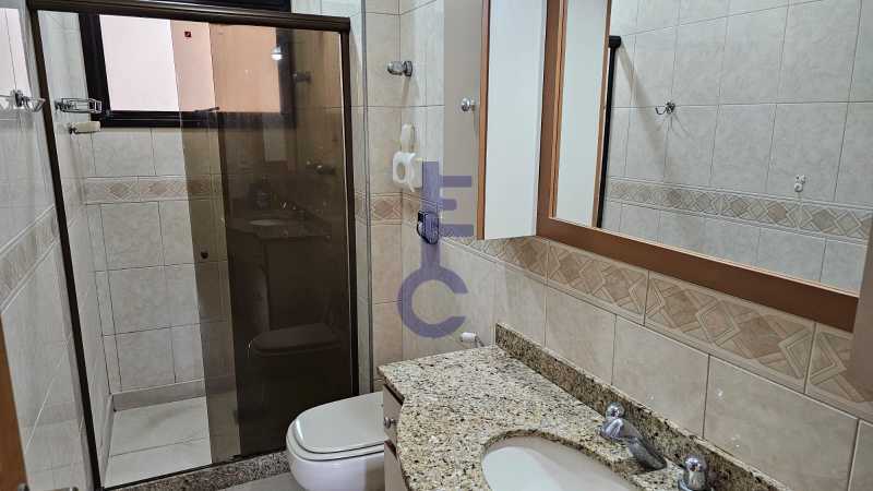 WhatsApp Image 2025-11-03 at 2 - 25