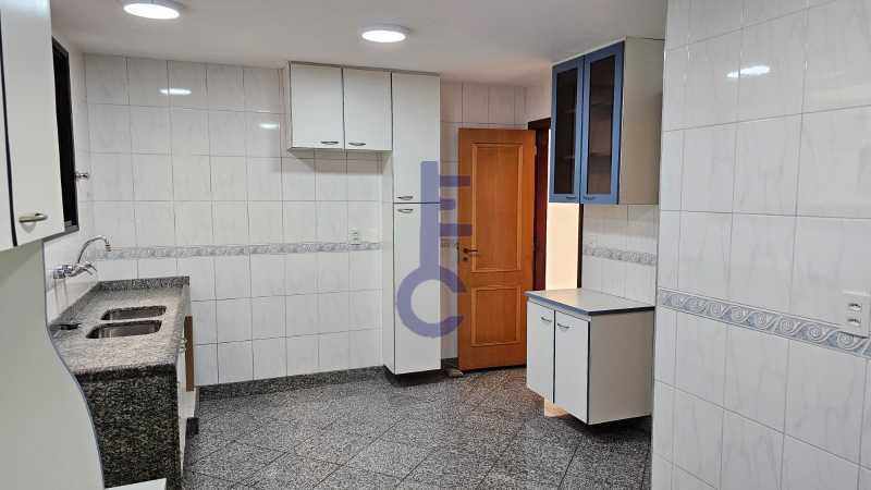 WhatsApp Image 2025-11-03 at 2 - 39