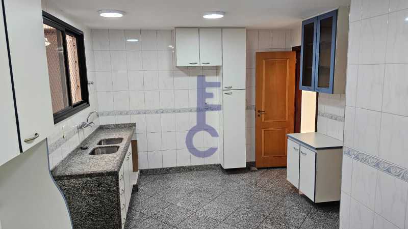 WhatsApp Image 2025-11-03 at 2 - 36