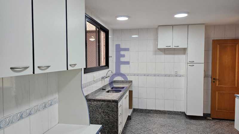 WhatsApp Image 2025-11-03 at 2 - 37